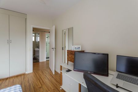 Apartamento à venda com 156m², 4 quartos e 1 vagaQuarto 1