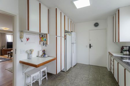 Apartamento à venda com 156m², 4 quartos e 1 vagaCozinha