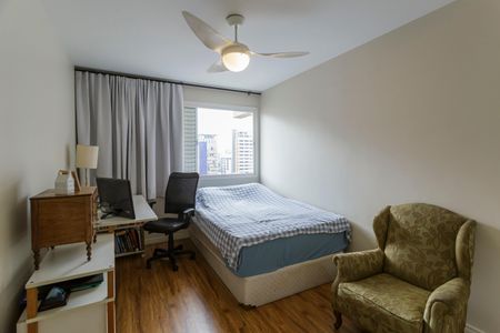 Apartamento à venda com 156m², 4 quartos e 1 vagaQuarto 1