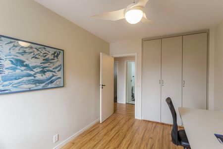 Apartamento à venda com 156m², 4 quartos e 1 vagaQuarto 2