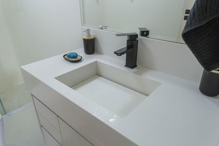 Apartamento à venda com 156m², 4 quartos e 1 vagaBanheiro Social