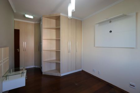 Apartamento para alugar com 97m², 3 quartos e 2 vagasSuíte