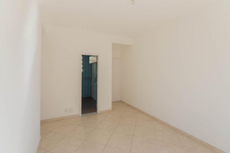 Apartamento à venda com 70m², 2 quartos e sem vagaSala