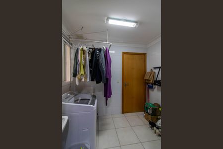Apartamento à venda com 94m², 2 quartos e 2 vagasÁrea de Serviço