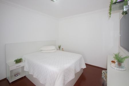 Casa à venda com 300m², 3 quartos e 5 vagas Casa à venda com 300m², 3 quartos e 5 vagasQuarto 2