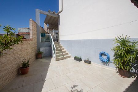 Casa à venda com 300m², 3 quartos e 5 vagas Casa à venda com 300m², 3 quartos e 5 vagasÁrea comum