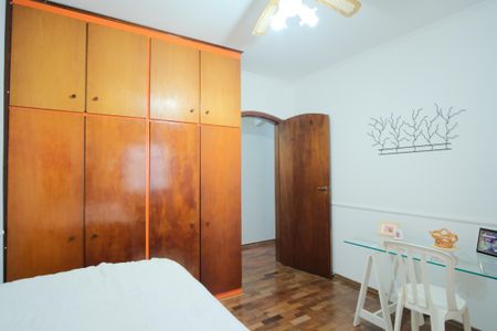 Casa à venda com 300m², 3 quartos e 2 vagasQuarto 1