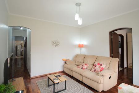 Sala  de casa à venda com 3 quartos, 300m² em Vila Carrão, São Paulo