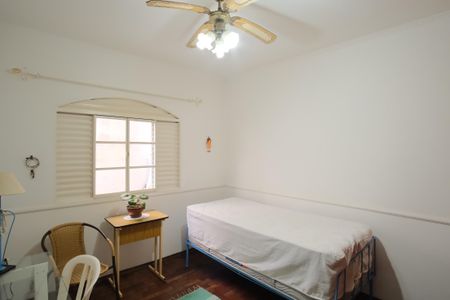 Casa à venda com 300m², 3 quartos e 2 vagasQuarto 1