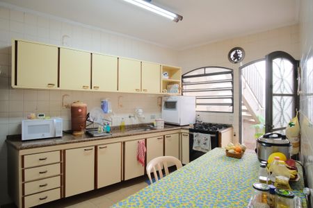 Casa à venda com 300m², 3 quartos e 2 vagasCozinha 