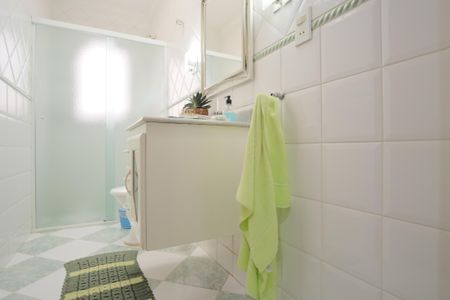 Casa à venda com 300m², 3 quartos e 2 vagasBanheiro Social 