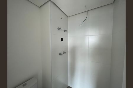 Banheiro de kitnet/studio à venda com 1 quarto, 20m² em Butantã, São Paulo