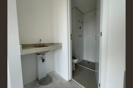 Banheiro de kitnet/studio à venda com 1 quarto, 20m² em Butantã, São Paulo