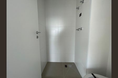 Banheiro de kitnet/studio à venda com 1 quarto, 29m² em Butantã, São Paulo