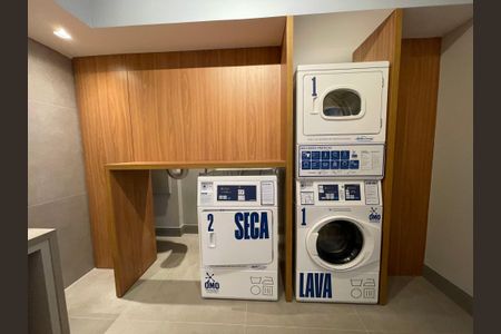 Studio à venda com 29m², 1 quarto e sem vaga Studio à venda com 29m², 1 quarto e sem vagaÁrea comum - Lavanderia