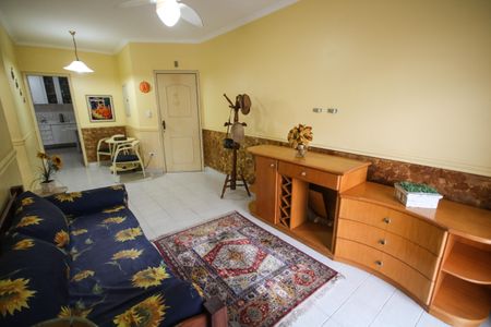 Sala de apartamento para alugar com 2 quartos, 82m² em Aviação, Praia Grande