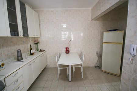 Apartamento para alugar com 82m², 2 quartos e 1 vagaCozinha