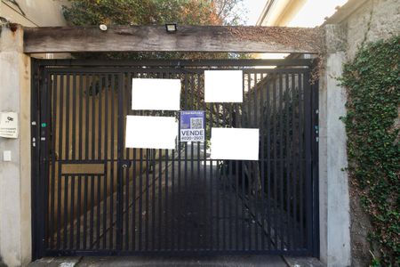 Casa de condomínio à venda com 80m², 2 quartos e 1 vagaFachada