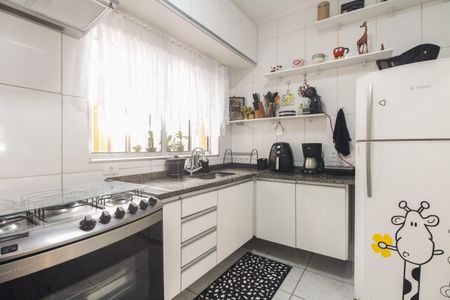 Casa de condomínio à venda com 80m², 2 quartos e 1 vagaCozinha