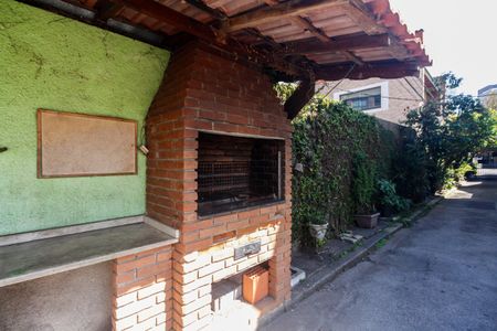 Casa de condomínio à venda com 80m², 2 quartos e 1 vagaCondomínio - Churrasqueira