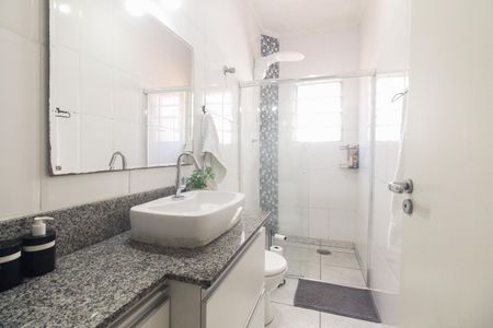 Casa de condomínio à venda com 80m², 2 quartos e 1 vagaBanheiro