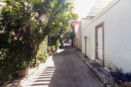 Casa de condomínio à venda com 80m², 2 quartos e 1 vagaCondomínio - Entrada