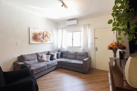 Casa de condomínio à venda com 80m², 2 quartos e 1 vagaSala