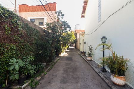 Casa de condomínio à venda com 80m², 2 quartos e 1 vagaCondomínio - Entrada