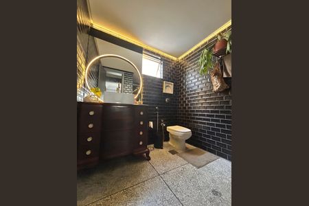 Apartamento à venda com 70m², 2 quartos e sem vaga Apartamento à venda com 70m², 2 quartos e sem vagaBanheiro