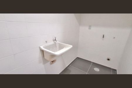 Apartamento à venda com 65m², 2 quartos e 1 vagaÁrea de Serviço 