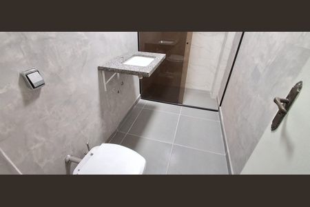 Apartamento à venda com 65m², 2 quartos e 1 vagaBanheiro Social 