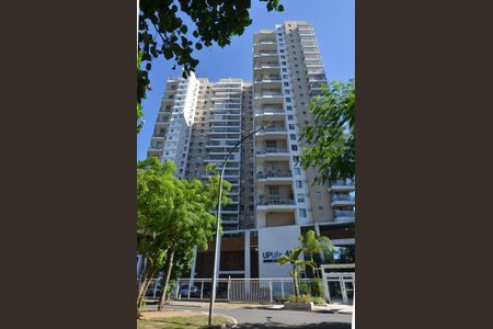 Fachada de apartamento para alugar com 2 quartos, 70m² em Recreio dos Bandeirantes, Rio de Janeiro
