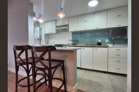 Apartamento para alugar com 70m², 2 quartos e 1 vaga Apartamento para alugar com 70m², 2 quartos e 1 vagaCozinha