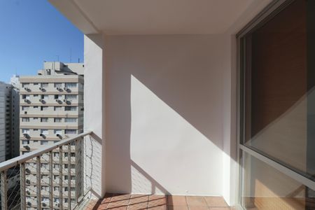 Varanda de apartamento para alugar com 3 quartos, 106m² em Centro, Guarujá
