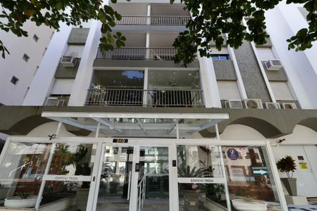 Apartamento para alugar com 106m², 3 quartos e 2 vagasFachada