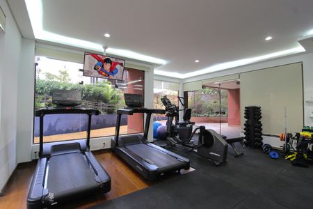 Apartamento à venda com 165m², 3 quartos e 3 vagasÁrea Comum - Academia