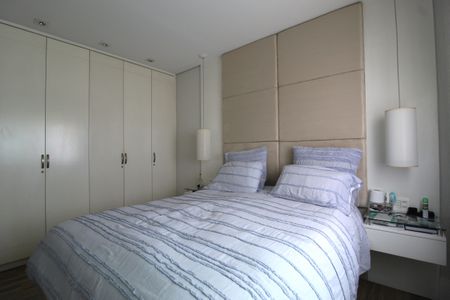 Apartamento à venda com 165m², 3 quartos e 3 vagasQuarto 3 - Suíte