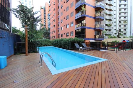 Apartamento à venda com 165m², 3 quartos e 3 vagasÁrea Comum - Piscina