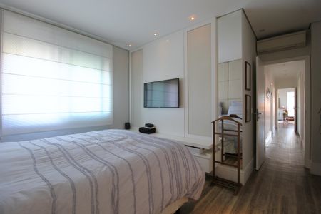 Apartamento à venda com 165m², 3 quartos e 3 vagasQuarto 3 - Suíte