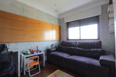 Apartamento à venda com 165m², 3 quartos e 3 vagasEscritório