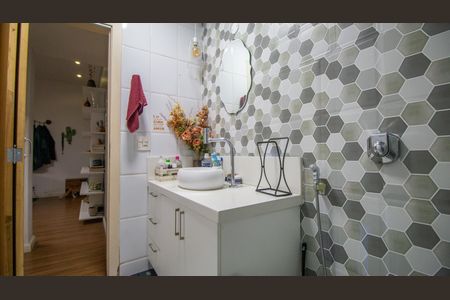 Apartamento à venda com 90m², 2 quartos e 1 vagaBanheiro Social