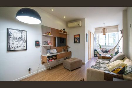 Sala de apartamento à venda com 2 quartos, 90m² em Maracanã, Rio de Janeiro