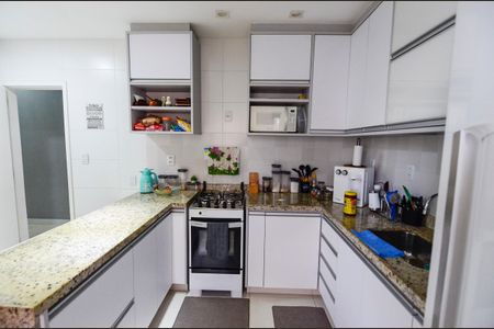 Apartamento à venda com 118m², 3 quartos e 1 vagaCozinha