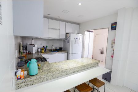 Apartamento à venda com 118m², 3 quartos e 1 vagaCozinha