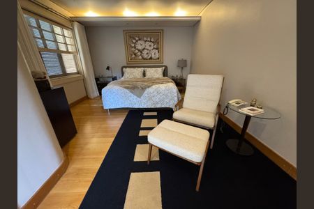 Casa à venda com 2000m², 4 quartos e 10 vagasQuarto 1