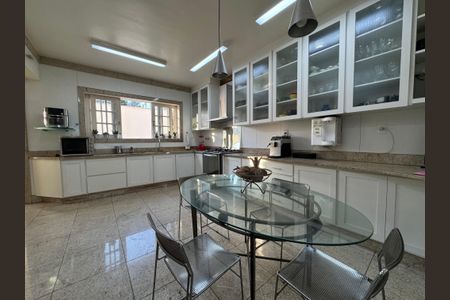 Cozinha de casa à venda com 4 quartos, 2000m² em Garças, Belo Horizonte