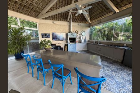 Casa à venda com 2000m², 4 quartos e 10 vagasÁrea Gourmet