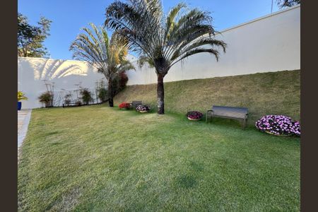 Casa à venda com 2000m², 4 quartos e 10 vagasJardim