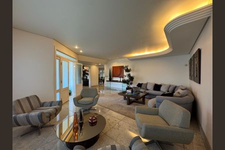 Casa à venda com 2000m², 4 quartos e 10 vagasSala 1