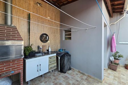 Casa à venda com 141m², 3 quartos e 2 vagasÁrea - Academia